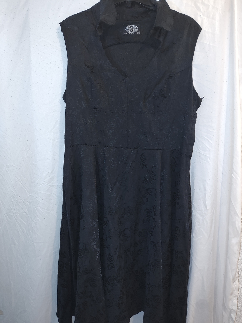 Zara Black Sleeveless Collared Midi Dress